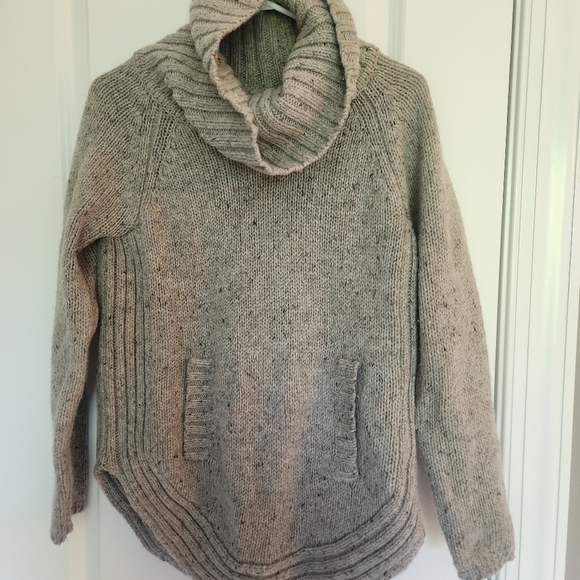 Cynthia Rowley funnel neck oatmeal wool sweater- size M - Picture 2 of 4